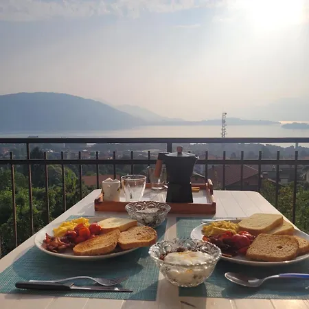 Bella Vista Feriehus Baveno